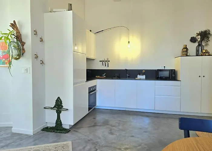 Azzurella - Suberbe T2 Neuf, A 3min Du Vieux Port Avec Parking Inclus - By Auraconciergerie Apartman